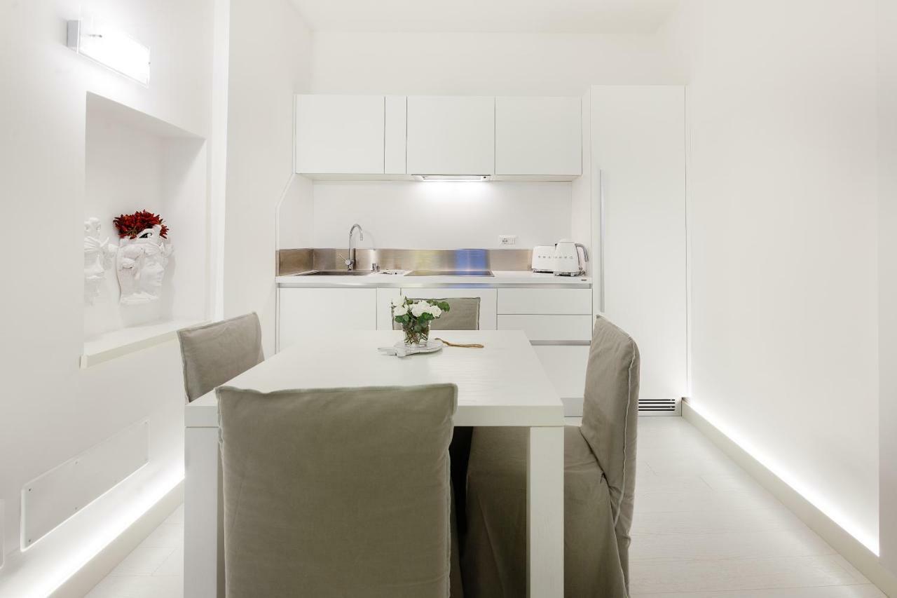 White Stylish Apartments Vico Equense Exterior foto